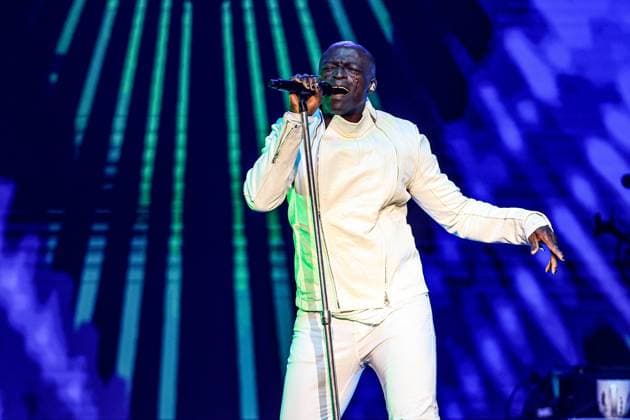 2024.10.14 LODZ ATLAS ARENA KONCERT SEAL TRASA KONCERTOWA WORLD TOUR 2024 N Z SEAL CELEBRATING 30 YEARS OF THE CLASSIC ALBUMS SEAL 1 & SEAL 2 FOTO: ARTUR KRASZEWSKI A.P.P.A. NEWSPIX.PL --- Newspix.pl  20241014APPA_7659AK