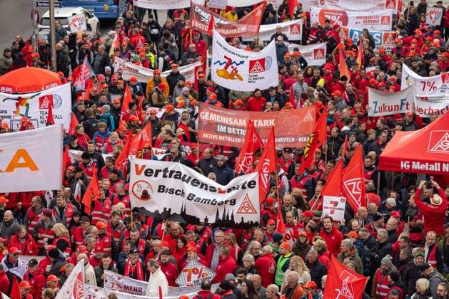 IG Metall day of action for the 2nd collective bargaining session for the metal and electrical industry, Nuremberg, 15 10 2024 20241015-286A2789-M4000