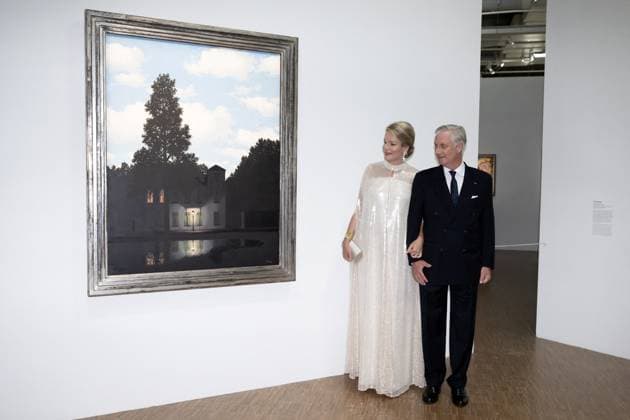 Entertainment Themen der Woche KW42 Entertainment Bilder des Tages King and Queen of Belgium Surrealism exhibition - Paris King Philippe of Belgium and Queen Mathilde of Belgium visit the Surrealism exhibition at the Pompidou Center during their state visit to France, on October 15, 2024 in Paris, France. Photo by David NIVIERE ABACAPRESS.COM PARIS France  Copyright: xNivierexDavid ABACAPRESS.COMx