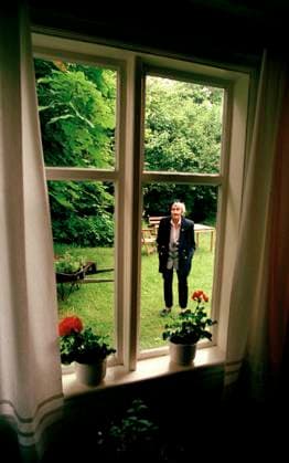 VIMMERBY 1996-07-07 Barnboksförfattarinnan Astrid Lindgren i sitt föräldrarhem i Vimmerby. VIMMERBY SVERIGE x4x *** VIMMERBY 1996 07 07 Childrens author Astrid Lindgren in her parental home in Vimmerby VIMMERBY SWEDEN x4x  Copyright: xTorbjörnxAnderssonx xTTx ASTRID LINDGREN