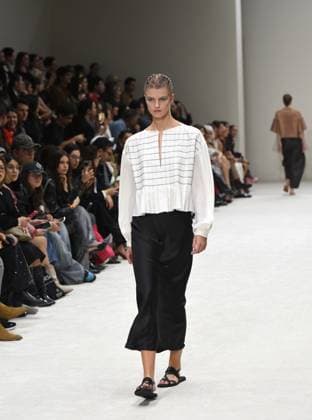 October 15, 2024, Mexico City, Mexico City, Mxico: Models wear designs by the Mexican FRANCISCO CANCINO during the first day of Fashion Week Mexico catwalks. Mexico City Mxico - ZUMAn296 20241015_zip_n296_027 Copyright: xJorgexNunezx