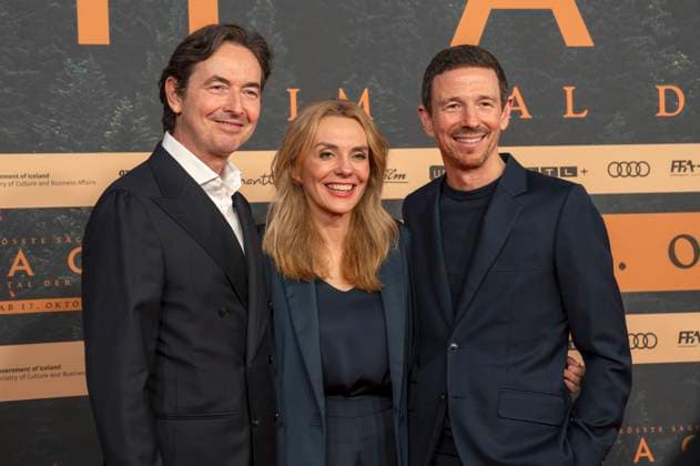 Martin Bachmann, Inga Leschek und Oliver Berben bei der Premiere des Kinofilms Hagen - Im Tal der Nibelungen im Mathäser Filmpalast. München, 15.10.2024 *** Martin Bachmann, Inga Leschek and Oliver Berben at the premiere of the feature film Hagen Im Tal der Nibelungen at Mathäser Filmpalast Munich, 15 10 2024 Foto:xN.xKolinzx xFuturexImagex hagen_4118