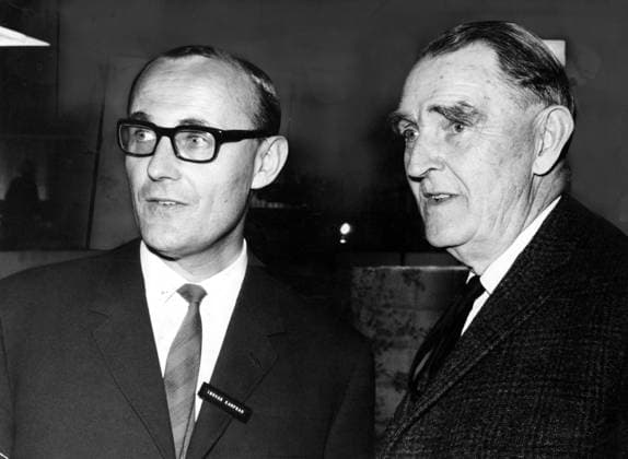 INGVAR KAMPRAD, AFFÄRSMAN SVERIGE ÄGARE AV IKEA, HÄR TILLSAMMANS MED SIN PAPPA FEODOR KAMPRAD. PRIVAT FAMILJEN. 1965-06-16 (c) WIREN GÖSTA Aftonbladet IBL Bildbyra * * * EXPRESSEN OUT * * * AFTONBLADET 5600 Stockholm Sverige x2512x *** INGVAR KAMPRAD, BUSINESSMAN SWEDEN OWNER OF IKEA, HERE WITH HIS FATHER FEODOR KAMPRAD PRIVATE FAMILY 1965 06 16 c WIREN GÖSTA Aftonbladet IBL Bildbyra EXPRESSEN OUT AFTONBLADET 5600 Stockholm Sweden x2512x  Copyright: xAftonbladet TTx Ingvar Kamprad - IKEA