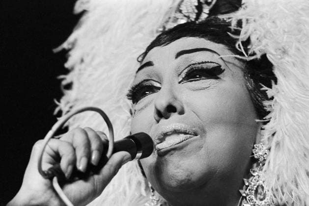 Josephine Baker (DDR-Auftritt) Die unsterbliche Französisch-US-Amerikanische Tänzerin, Sängerin und Schauspielerin Josephine Baker im Friedrichstadtpalast, wo sie im Programm Da capo an zwei Abenden auftrat, Ost-Berlin 1968. Ost-Berlin Friedrichstadtpalast Deutschland (DDR) Copyright: TassiloxLeher LEH_91020000046 Nur redaktionelle Nutzung Editorial usage only EDITORIAL USE ONLY