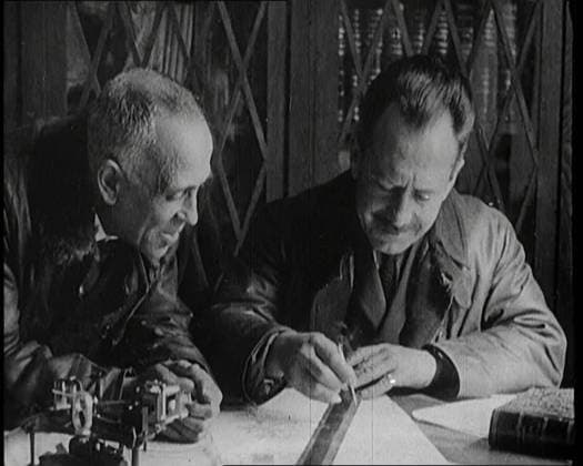 RECORD DATE NOT STATED Portuguese Airmen Sacadura Cabral and Gago Coutinho Looking at a Map, 1922. Two Portuguese airmen - Cabral and Contina Coutinho made the first east-to-west atlantic flight . Cabral and Coutinho used a seaplane variant of the British reconnaissance biplane Fairey III. From Time To Remember - Sitting Still And Going Slowly, 1922 (Reel 3); review of events in 1922 including Irish Troubles, war between Greece and Turkey and developments in aviation and radio. Copyright:xBritishxPathexLtd HeritagexImagesxBritishxPathexLtdx IMAGO, ! ACHTUNG: AUFNAHMEDATUM GESCHÄTZT!  Copyright:BritishxPathexLtd HeritagexImagesxBritishxPathexLtdx IMAGO