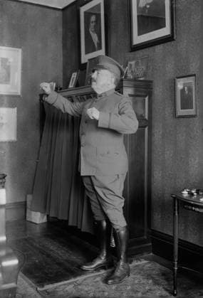 RECORD DATE NOT STATED Victor Herbert, between c1915 and c1920. Copyright:xHeritagexArt HeritagexImagesxBainxNewsxServicex IMAGO, ! ACHTUNG: AUFNAHMEDATUM GESCHÄTZT!  Copyright:HeritagexArt HeritagexImagesxBainxNewsxServicex IMAGO