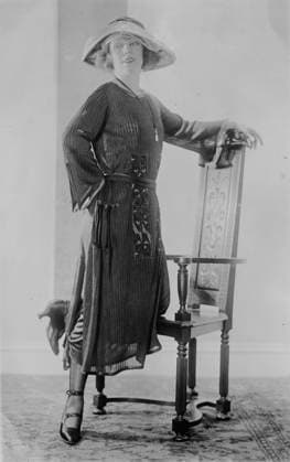 RECORD DATE NOT STATED Grace Parker, between c1915 and c1920. Copyright:xHeritagexArt HeritagexImagesxBainxNewsxServicex IMAGO, ! ACHTUNG: AUFNAHMEDATUM GESCHÄTZT!  Copyright:HeritagexArt HeritagexImagesxBainxNewsxServicex IMAGO