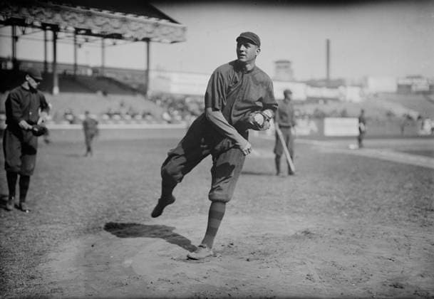 RECORD DATE NOT STATED William L. Bill James, Boston NL (baseball), 1914. Copyright:xHeritagexArt HeritagexImagesxBainxNewsxServicex IMAGO, ! ACHTUNG: AUFNAHMEDATUM GESCHÄTZT!  Copyright:HeritagexArt HeritagexImagesxBainxNewsxServicex IMAGO