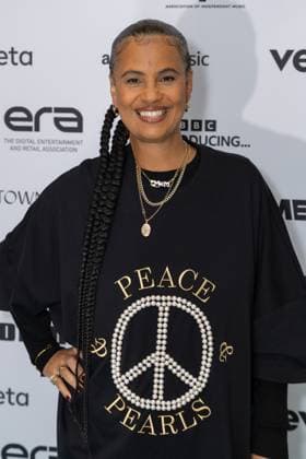 AIM Independent Music Awards 2024 Guests attend the AIM Independent Music Awards 2024 at The Roundhouse Featuring: Neneh Cherry Where: London, United Kingdom When: 17 Oct 2024 Credit: Phil Lewis WENN London United Kingdom Copyright: xPhilxLewis WENNx wenn40065574 PLAAx wenn40065574