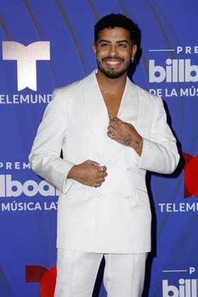 Carlos Calderon walks the red carpet at the 2024 Latin Billboard Music Awards at the Mediapro Studio in Medley, Florida on Thursday, October 17, 2024.  MIA20241017167 GARYxIxROTHSTEIN