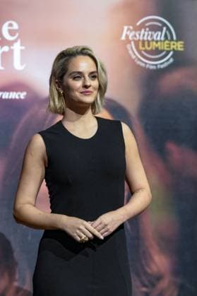 Noémie Merlant attends the Lumière Festival 2024 award ceremony in Lyon on 10 18 2024 Photo Sandrine Thesillat Panoramic PEOPLE Price Lumiere Festival Lumiere 2024 Lyon 10 18 2024 SandrineThesillat Panoramic 