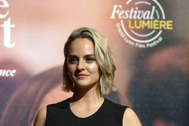 Noémie Merlant attends the Lumière Festival 2024 award ceremony in Lyon on 10 18 2024 Photo Sandrine Thesillat Panoramic PEOPLE Price Lumiere Festival Lumiere 2024 Lyon 10 18 2024 SandrineThesillat Panoramic 