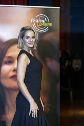 Noémie Merlant attends the Lumière Festival 2024 award ceremony in Lyon on 10 18 2024 Photo Sandrine Thesillat Panoramic PEOPLE Price Lumiere Festival Lumiere 2024 Lyon 10 18 2024 SandrineThesillat Panoramic 