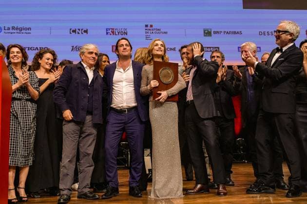 Isabelle Huppert receives the Prix Lumière 2024 at the Festival Lumière in Lyon on 10 18 2024 Photo Sandrine Thesillat Panoramic PEOPLE Price Lumiere Festival Lumiere 2024 Lyon 10 18 2024 SandrineThesillat Panoramic 