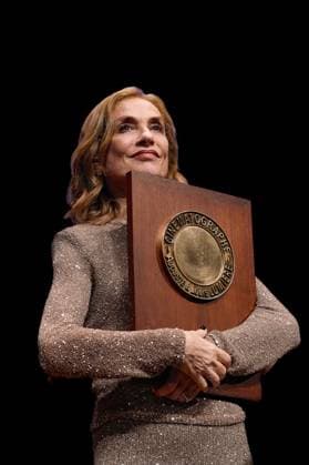 Isabelle Huppert receives the Prix Lumière 2024 at the Festival Lumière in Lyon on 10 18 2024 Photo Sandrine Thesillat Panoramic PEOPLE Price Lumiere Festival Lumiere 2024 Lyon 10 18 2024 SandrineThesillat Panoramic 