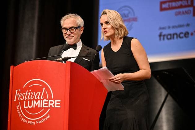 16th Lumiere Film Festival Lumiere Award Ceremony Alfonso Cuaron, Noemie Merlant attending the Lumiere Award Ceremony ( Prix Lumiere ) during the 16th Lumiere Film Festival in Lyon, France on October 18, 2024. Photo by Julien Reynaud APS-Medias ABACAPRESS.COM Lyon France  Copyright: xReynaudxJulien APS-Medias ABACAx