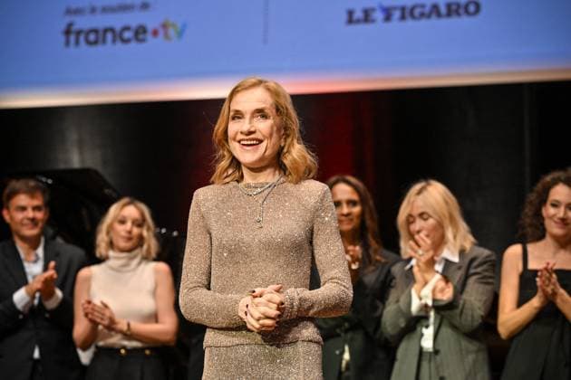 16th Lumiere Film Festival Lumiere Award Ceremony Isabelle Huppert attending the Lumiere Award Ceremony ( Prix Lumiere ) during the 16th Lumiere Film Festival in Lyon, France on October 18, 2024. Photo by Julien Reynaud APS-Medias ABACAPRESS.COM Lyon France  Copyright: xReynaudxJulien APS-Medias ABACAx