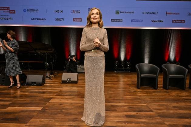 16th Lumiere Film Festival Lumiere Award Ceremony Isabelle Huppert attending the Lumiere Award Ceremony ( Prix Lumiere ) during the 16th Lumiere Film Festival in Lyon, France on October 18, 2024. Photo by Julien Reynaud APS-Medias ABACAPRESS.COM Lyon France  Copyright: xReynaudxJulien APS-Medias ABACAx