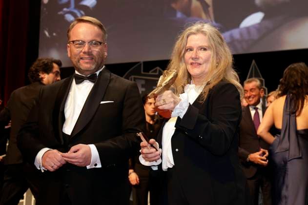 Timon Gremmels and Barbara Sukowa at the 35th Hessian Film and Cinema Award 2024 ceremony at the Alte Oper Frankfurt am Main, 18 10 2024 Foto:xP.xBackx xFuturexImagex filmpres_hessen_4074