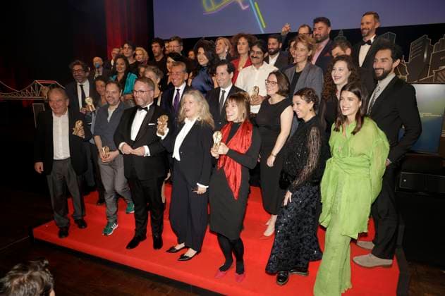 The award winners and laudators at the 35th Hessian Film and Cinema Award 2024 ceremony at the Alte Oper Frankfurt am Main, 18 10 2024 Foto:xP.xBackx xFuturexImagex filmpres_hessen_4075