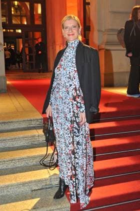 Hessian Film and Cinema Award 2024 Caroline Peters on the occasion of the award ceremony of the Hessian Film and Cinema Award on 18 10 2024 in the Alte Oper, Frankfurt Main 20241018MWI010732