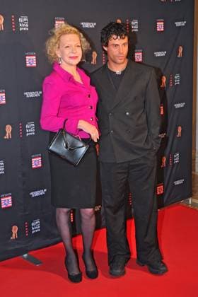 Hessischer Film und Kinopreis 2024 Aaron Altaras and Sunnyi Melles on the occasion of the award ceremony of the Hessischer Film und Kinopreis on 18 10 2024 in the Alte Oper, Frankfurt Main 20241018MWI010828