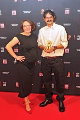Hessischer Film und Kinopreis 2024 Hesam Yousefi and Anna Schoeppe on the occasion of the award ceremony of the Hessischer Film und Kinopreis on 18 10 2024 in the Alte Oper, Frankfurt Main 20241018MWI010877