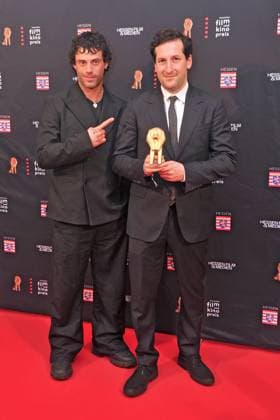 Hessischer Film und Kinopreis 2024 Aaron Altaras and David Hadda on the occasion of the award ceremony of the Hessischer Film und Kinopreis on 18 10 2024 in the Alte Oper, Frankfurt Main 20241018MWI010898