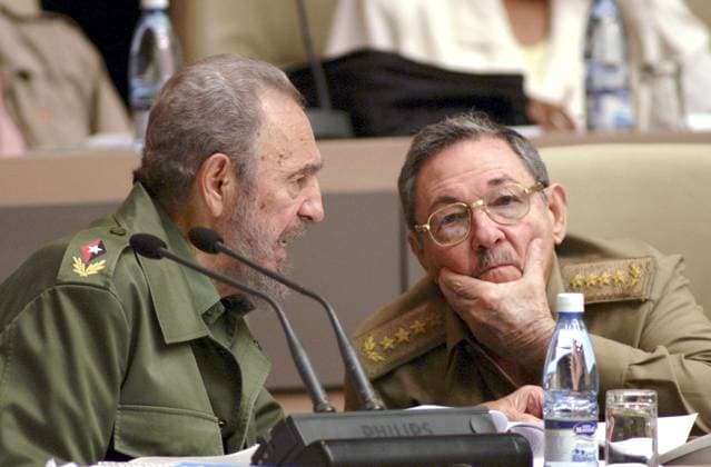 80412021. La Habana, 12 Abr 2018 (Notimex-Archivo).- El presidente de Cuba Raul Castro Ruz entregara el maximo cargo a su sucesor el jueves 19 de abril y con ello llegara a su fin una dinastia politica en la isla mayor de Las Antillas tras seis dÃ cadas de gobiernos dirigidos por los hermanos Fidel y Raul Castro Ruz. NOTIMEX FOTO ARCHIVO COR POL LA HABANA LA HABANA CUBA EDITORIAL USE ONLY Copyright: xx NTX11006000 CORTESÃAx notimexpix770063