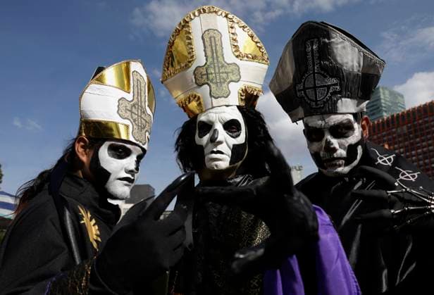 Zombie March In Mexico Three people dress as the lead singer of the band Ghost during the Zombie March in Mexico City, Mexico, on October 19, 2024, which starts from the Monument to the Revolution to the Zocalo of the capital on the eve of Halloween and Day of the Dead. Mexico City Mexico City Mexico  Copyright: xGerardoxVieyrax originalFilename: vieyra-notitle241019_npFPy.jpg