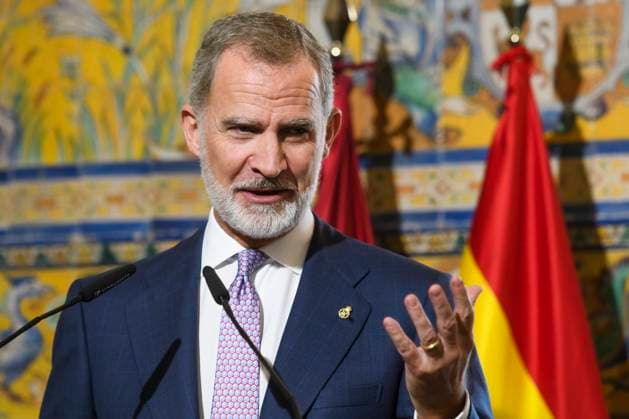 Spanish King Felipe VI gives a speech after receiving the Honour Distintion of the Latinamerican Awards of the Golden Tower during an act held in Seville, Spain 21 October 2024. Spanish King Felipe VI receives the Honour Distintion of the Latinamerican Awards of the Golden Tower !ACHTUNG: NUR REDAKTIONELLE NUTZUNG!  Copyright: xRaulxCarox GRAFAND4009 20241021-55015001423_1