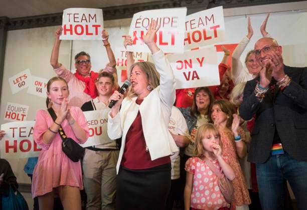 October 21, 2024, Fredericton, Nb, Canada: New Brunswick Liberal Leader and premier-elect Susan Holt, centre, joined by her daughters, Molly, 12, Brooke, 6, Paige, 10, and husband Jon Holt, addresses supporters at her campaign headquarters in Fredericton, N.B., on Monday October 21, 2024. Fredericton Canada - ZUMAc35_ 20241021_zaf_c35_111 Copyright: xStephenxMacgillivrayx