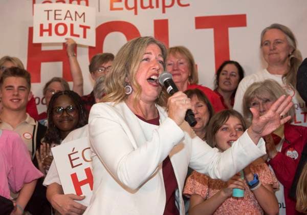 October 21, 2024, Fredericton, Nb, Canada: New Brunswick Liberal Leader and premier-elect Susan Holt speaks to supporters in Fredericton, Monday, Oct. 21, 2024. Fredericton Canada  - ZUMAc35_ 20241021_zaf_c35_120 Copyright: xStephenxMacgillivrayx