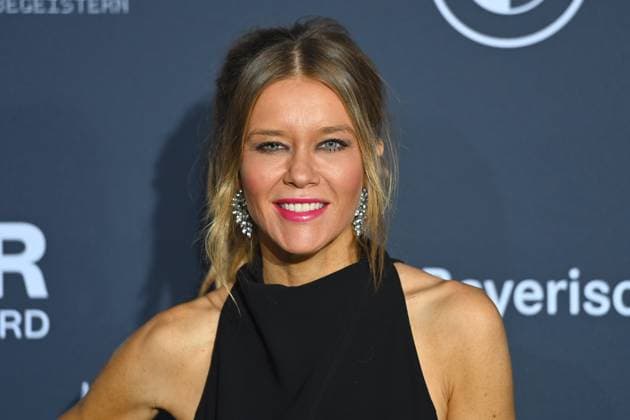 Laura KARASEK author,presenter,single image,cropped single motif,portrait,portrait,portrait red carpet,Blue Panther TV and Streaming Award 2024 on 23 10 2024 at BMW Welt Munich