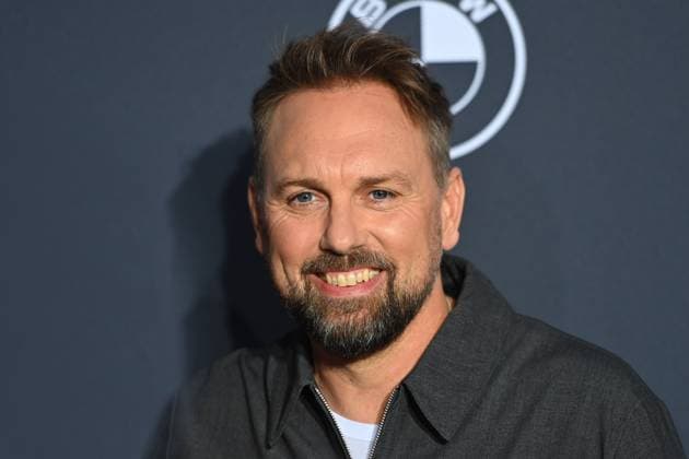 Steven GAETJEN presenter, single image, cropped single motif, portrait, portrait, portrait red carpet, Blue Panther TV and Streaming Award 2024 on 23 10 2024 at BMW Welt Munich