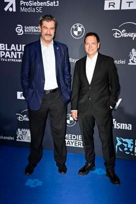 Markus Söder and Dieter Nuhr at the presentation of the Blue Panther TV Streaming Award 2024 at BMW Welt Munich, 23 10 2024 Foto:xF.xKernx xFuturexImagex blauer _panther_4028