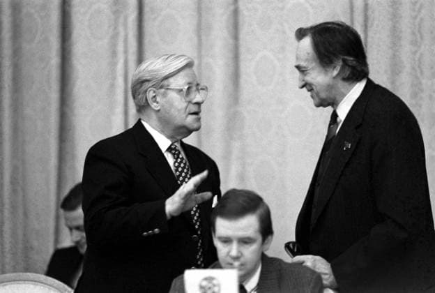 1990 World Mass Media Conference Vladimir Rodionov Russia  Copyright: xVladimirxRodionovx