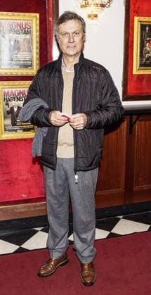 Lasse Hallström Vimmel - Premiär för Magnus Härenstams show Morsning & Goodbye pa Intiman i Stockholm. 2015-02-04 (c) LORENTZ-ALLARD ROBIN Aftonbladet IBL Bildbyra * * * EXPRESSEN OUT * * * AFTONBLADET 85392 Stockholm Sverige svenska kändisar x2512x  Copyright: xRobinxLorentz-Allard Aftonbladet TTx