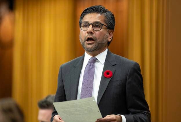 October 25, 2024, Ottawa, On, Canada: Liberal MP for Ottawa Centre Yasir Naqvi rises during Question Period, Friday, October 25, 2024 in Ottawa. Ottawa Canada  - ZUMAc35_ 20241025_zaf_c35_009 Copyright: xAdrianxWyldx