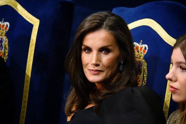 2024 Princess of Asturias Awards Ceremony in Oviedo Queen Letizia during the 2024 Princess of Asturias Awards Ceremony at the Campoamor Theater, on October 25, 2024, in Oviedo, Asturias Spain The Princess of Asturias Foundation today celebrates the annual Princess of Asturias Awards, which are presented at a solemn academic ceremony held in Oviedo, The objectives of the Foundation are to contribute to the exaltation and promotion of scientific, cultural and humanistic values that are universal heritage, through eight categories of awards 25 OCTOBER 2024 PRINCESS OF ASTURIAS QUEENS PRINCESS INFANTA PRIZES ASTURIES ASTURIAS CAMPOAMOR AWARDS Oviedo Asturias Oviedo Asturias Asturias Oviedo Asturias Spain  Copyright: xXuanxCuetox 6301952