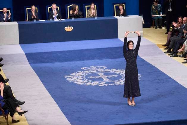 25-10-2024 Gala Princess Leonor and Queen Letizia and King Felipe and Princess Sofia and Queen Sofia and Spanish badminton player Carolina Marin during the 2024 Princess of Asturias awards ceremony at the Campoamor theater in Oviedo. The Princess of Asturias Awards are presented annually to individuals or organizations from around the world for their achievements in science, arts, literature, humanities, and sports. No Spain Â  Copyright: xPPEx