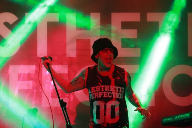 October 24, 2024, Mexico City, Ciudad de Mexico, Mexico: Daniel Graves vocalist of the American-Austrian electro Goth Pop band Aesthetic Perfection performs on stage as part of Fall Goth Tour 2024 at the San Rafael Forum. on October 24, 2024 in Mexico City, Mexico. Mexico City Mexico - ZUMAe321 20241024_zea_e321_171 Copyright: xCarlosxSantiago xEyepixxGroupx