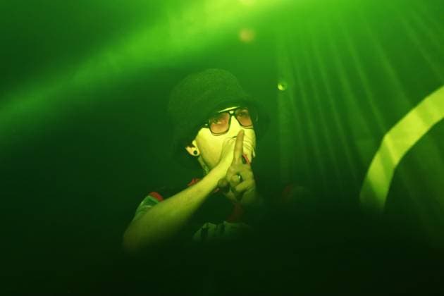 October 24, 2024, Mexico City, Ciudad de Mexico, Mexico: Daniel Graves vocalist of the American-Austrian electro Goth Pop band Aesthetic Perfection performs on stage as part of Fall Goth Tour 2024 at the San Rafael Forum. on October 24, 2024 in Mexico City, Mexico. Mexico City Mexico - ZUMAe321 20241024_zea_e321_190 Copyright: xCarlosxSantiago xEyepixxGroupx