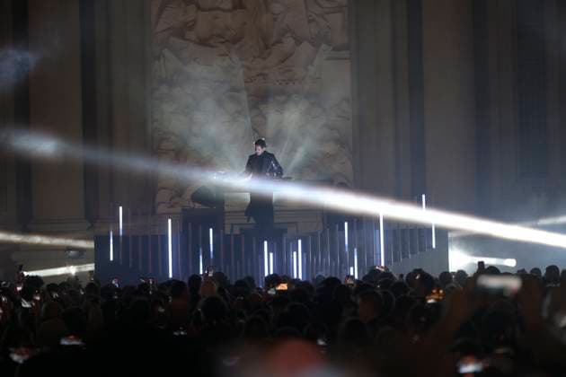 Bilder des Jahres 2024, Entertainment 10 Oktober Entertainment Themen der Woche KW43 Monumental Tour show arrives in Zaragoza DJ David Penn performs during the Monumental Tour show, at the Basilica del Pilar, on October 25, 2024, in Zaragoza, Aragon Spain Monumental Tour is a show of digital art, electronic music and enhancement of cultural heritage, besides being the first time it is organized in Spain 25 OCTOBER 2024 MONUMENTAL TOUR MAÑOS MAÑAS ZARAGOZA MONUMENTAL TOUR MUSIC PARTY LIGHTS DJ Marcos Cebriá Zaragoza Aragon Zaragoza Aragon Espana  Copyright: xMarcosxCebrianx 6302398