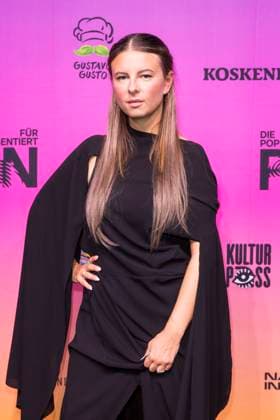 Polyton, award ceremony at the Atelier Gardens, Berlin, 23 10 2024 Balbina Monika Jagielska on the red carpet before the Polyton 2024 award ceremony at the Atelier Gardens in Berlin on 23 10 2024 The award has been held since 2023 and is a successor to the Echo Berlin Atelier Gardens music award Copyright: xBenxKriemannx