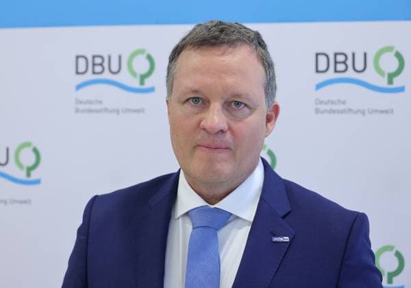 Environmental Award and Federal President 27 10 2024, Germany, Rhineland-Palatinate, The Environmental Award of the German Federal Environmental Foundation will be presented in the Rheingoldhalle in Mainz here Minister President Alexander Schweizer, Mainz Rhineland-Palatinate Germany