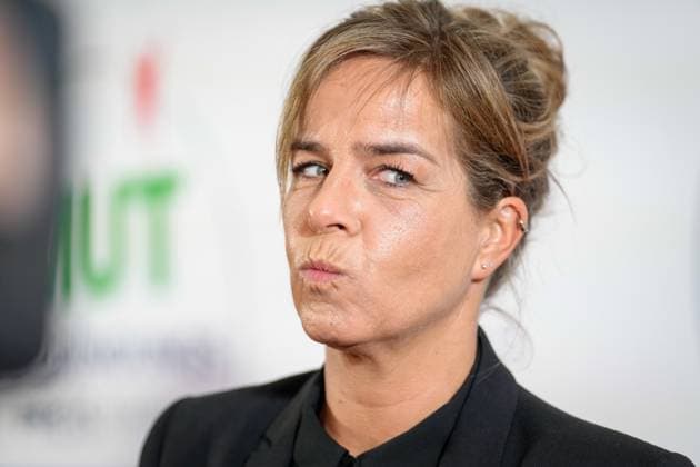 Bilder des Jahres 2024, News 10 Oktober News Bilder des Tages MUT DER GRUENDUNGSPREIS NRW 2024 Mona Neubaur Wirtschafts- und Klimaschutzministerin des Landes Nordrhein-Westfalen im Portrait bei der Preisverleihung MUT DER GRUENDUNGSPREIS NRW 2024 in der NRW Bank in Duesseldorf Duesseldorf Nordrhein-Westfalen Deutschland *** MUT DER GRUENDUNGSPREIS NRW 2024 Mona Neubaur Minister of Economic Affairs and Climate Protection of the State of North Rhine-Westphalia at the award ceremony MUT DER GRUENDUNGSPREIS NRW 2024 at NRW Bank in Duesseldorf Duesseldorf North Rhine-Westphalia Germany