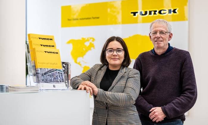 Turck GmbH 2 Mülheim Business Award FOR EDITORIAL PURPOSES ONLY EDITORIAL USE ONLY p Senior executives Mandy Berger 33 and Klaus Ebinger 57 stand in the foyer of Turck GmbH in Mülheim an der Ruhr, Germany, on Tuesday, 29 10 2024, the headquarters of the global company nominated for the 2 Mülheim Business Award Germany NRW Mülheim Copyright: MartinxMöller doc7xtmxf05hdfy01jnja ,EDITORIAL USE ONLY Copyright: MartinxMöller