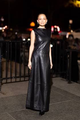 Arrivals at the CFDA Awards evening at The American Museum of Natural History in New York City Nicole Richie Arrivals at the CFDA Awards evening at The American Museum of Natural History in New York City, New York, USA on October 28, 2024 Tiziano Da Silva Bestimage Celebs attend the 2024 CFDA Fashion Awards, The American Museum of Natural History, in New York, NY, USA on October 28, 2024 New York Etats Unis  Copyright: xTizianoxDaxSilvax xBestimagexTizianoxDaxSilvax xBestimagex