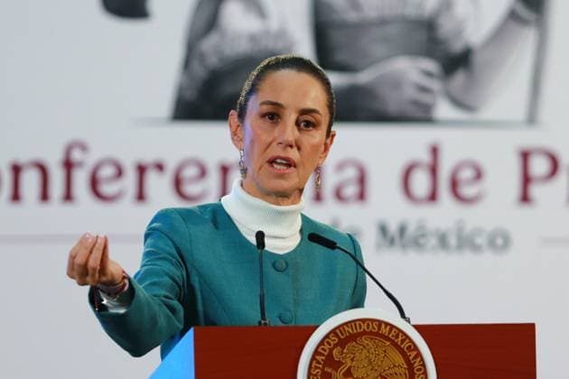 MexicoÃ¢â‚¬â ¢s President, Claudia Sheinbaum Pardo, speaking about about the statement by the United States ambassador to Mexico, Ken Salazar, on the arrest of drug lord Ismael El Mayo Zambada at National Palace. on October 30, 2024 in Mexico City, Mexico. Mexico City Mexico - ZUMAe321 20241030_zia_e321_004 Copyright: xCarlosxSantiagox